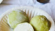 Matcha mochi ice cream