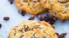 Milk Chocolate Chip Cookies with Raisins