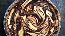No-Bake Chocolate Peanut Butter Swirl Pie