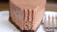 No-Bake Creamy Chocolate Cheesecake
