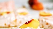 No-Bake Peach Cheesecake Bars