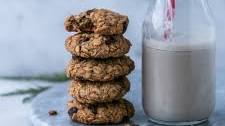Oatmeal Raisin Cookies