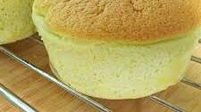 Pandan Chiffon Cupcakes