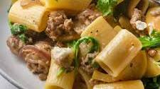 Pasta With Sausage, Apples and Gorgonzola