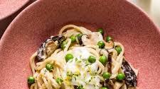 Pasta with Mushrooms and Peas Recipe