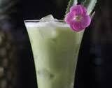 Pineapple Matcha Drink