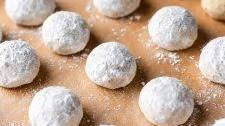 Pistachio Snowball Cookies