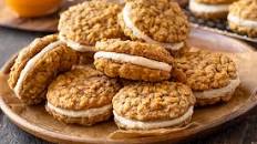 Pumpkin Oatmeal Cream Pies
