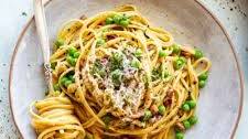 Quick Pasta alla Carbonara with Peas and Bacon