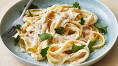 Quick and Easy Alfredo Sauce