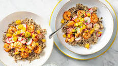 Quinoa Bowl with Shrimp and Mango