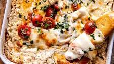 Roasted Garlic Bread Caprese Dip