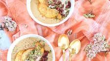 SUPERFOOD PEACH PIE SMOOTHIE BOWLS