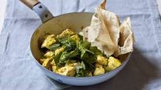 Scrambled curried tofu with spinach and peas