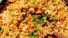 Singapore Fried Rice (Simple & Easy)