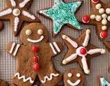 Soft & Chewy Gingerbread Cookies