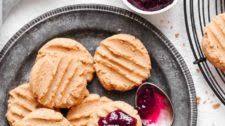 Soft Peanut Butter Cookies