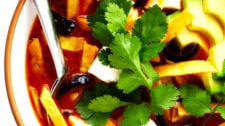 Sopa Azteca (Tortilla Soup)