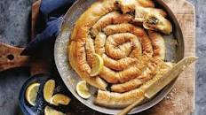 Spanakopita (Greek spinach pie) recipe