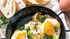 Spanish Garlic Eggs | Huevos con Ajos