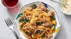 Spiced Beef & Bucatini Pasta with Zucchini & Spinach