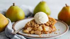 Spiced Pear Crumble Pie