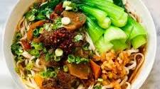 Spicy Chinese Beef Noodle Soup