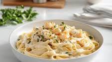 Spicy Crab Fettuccine Alfredo