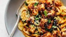 Spicy Sesame Zoodles with Crispy Tofu