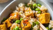 Spicy Sriracha Tofu Rice Bowls