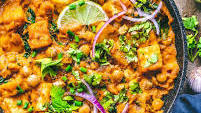 Spinach Chickpea and Tofu Curry