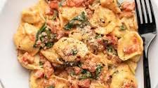 Spinach Tortellini Skillet