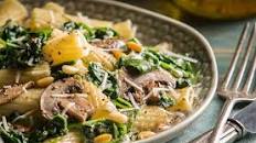 Spinach and mushroom carbonara