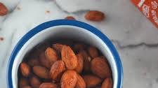 Sriracha Roasted Almonds