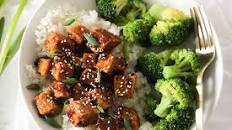 Sticky Honey Butter Garlic Tofu [+VIDEO]