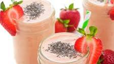Strawberry Banana Mango Chia Smoothie