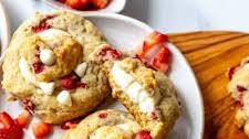 Strawberry Cheesecake Cookies