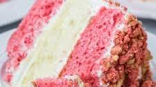Strawberry Shortcake Cheesecake Cake!