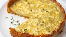Sweet Potato Crusted Quiche (with Goat Cheese and Leeks!)