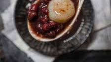Sweet Red Bean Soup (with Tang Yuan)