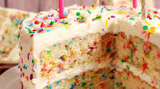 THE BEST Funfetti Cake