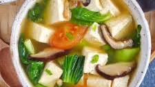 Tofu Soup with Vegetables (豆腐鲜蔬汤)