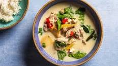 Tom Kha Gai (Thai Chicken Soup with Coconut and Galangal)