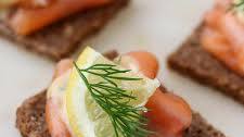 Traditional Mustard Dill Sauce for Gravlax (Gravlaxsås)
