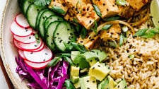 VEGAN TOFU POKE BOWL