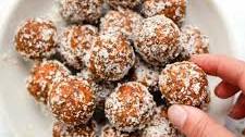 Vegan Carrot Cake Bites