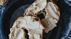 Vegan Cinnamon Raisin Cream Cheese