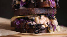 Vegan Reuben Sandwich (Made With Mushrooms)