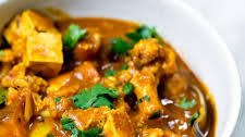 Vegetarian Tofu Cashew Coconut Curry