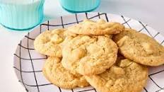 White Chocolate Macadamia Nut Cookies